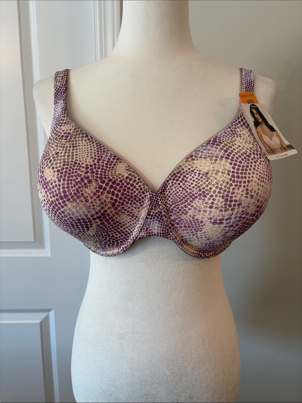 NWT Vanity Fair Full Coverage Body Sleeks Support Underwire 38DD Bra Opal Serpnt